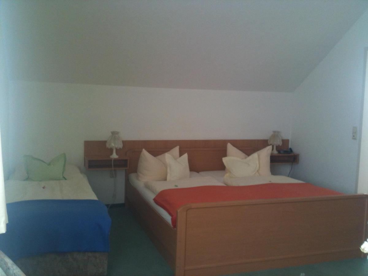 Hotel-Pension Am Muehlberg Люббенау Номер фото